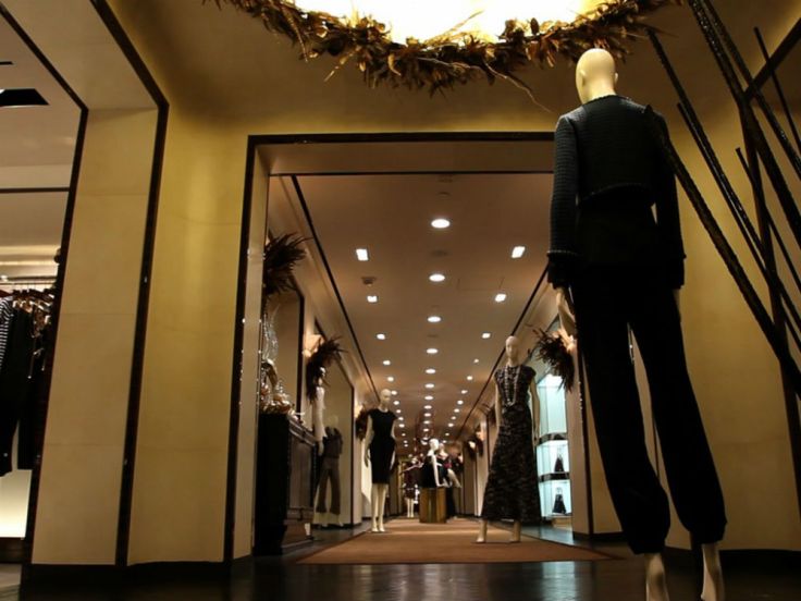 'Scatter My Ashes at Bergdorf's' 